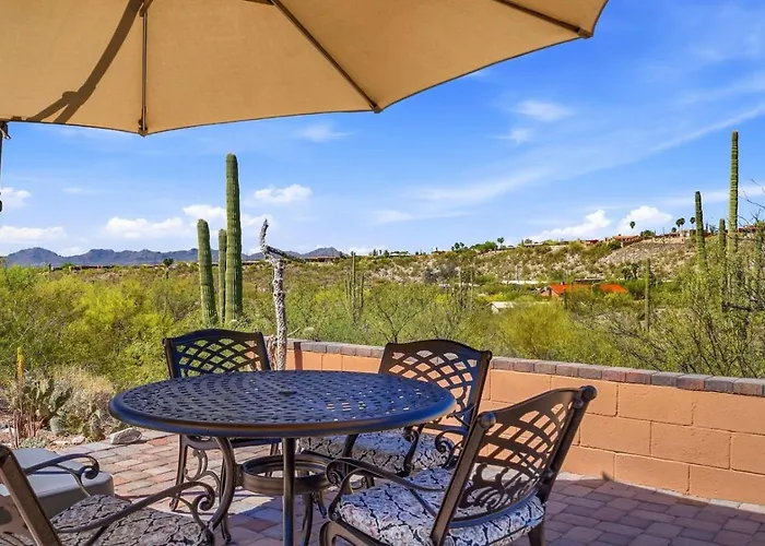Spectacular Views At The Foothills *