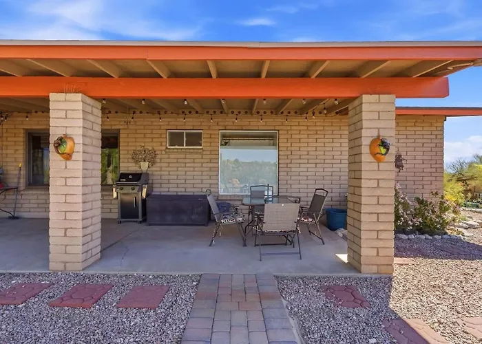Spectacular Views At The Foothills Holiday home Tucson