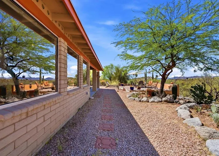 Holiday home Spectacular Views At The Foothills *